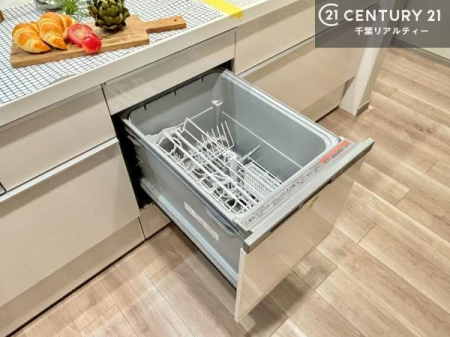 �L�b�`�� �H��@�t���I�Z��������~��͎�r��h�~�Ƃ��đ劈�􂵂܂��I�r���g�C���d�l�Ȃ̂ŁA�ꏊ����炸�����X�y�[�X���L���g���Ď�ۂ悭��Ƃ��o���܂��I