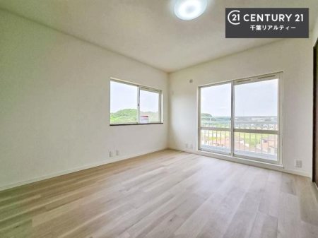 �Q�� �o���R�j�[�ɖʂ����m���B�D���������������ޗm���́A���̖ڊo�߂��C�������ǂ������ł��ˁB���������Ԃ��������Ɖ߂������Ƃ��ł��܂��B