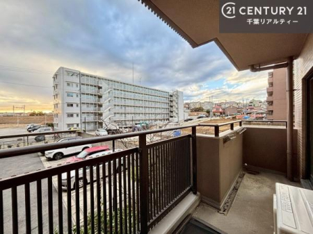 �o���R�j�[ �z������ǍD�ȃo���R�j�[�ł��I���ꂽ���ɂ͐�������n����J���I�Ȏ��Ԃ��y���߂܂��B