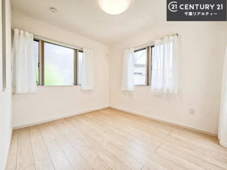 �q������ �|���o�������Ȃ��������́A���q�l�̂������Ƃ��Ă����S�ł��I
���[�X�y�[�X���[�����Ă���̂ŎU�炩�������������T�b�ƕЕt�����܂��I