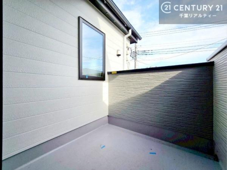 �o���R�j�[ �o���R�j�[��񂩏��ɐ݂�����Ƃ�̂���݌v�B�p�r�ɍ��킹�Ďg���������ł��A�����̕�炵�����K�ɃT�|�[�g���܂��B