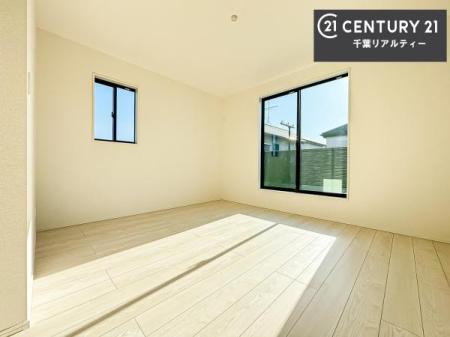 �Q�� �o���R�j�[�ɖʂ��Ă���m���ł��B���邭�����肪����A���C����������ł��܂��I���N���āA�O�ɏo�Ĕw�L�т����[�ċz�����ǂ������}������邱�Ƃ��ł��܂��B