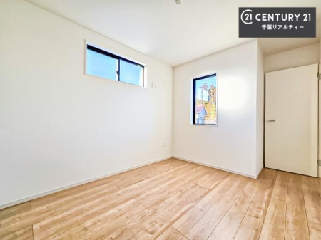 �m�� 2�ʍ̌����m�ۂ������邢�����́A���ʂ����ǂ��A���邭��ϋ��S�n�̗ǂ���ԂƂȂ��Ă���܂��B�����b�N�X���ĉ߂�����S�n�̗ǂ��������ł��I���̖ڊo�߂��X�b�L�����܂��ˁI