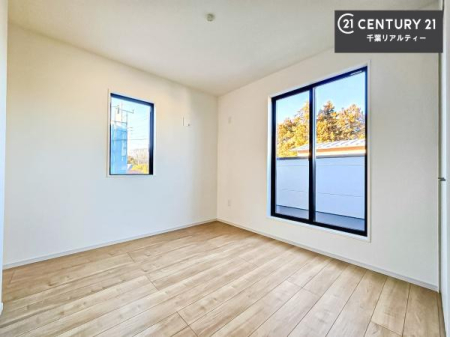 �Q�� �o���R�j�[�ɖʂ��Ă���m���ł��B���邭�����肪����A���C����������ł��܂��I���N���āA�O�ɏo�Ĕw�L�т����[�ċz�����ǂ������}������邱�Ƃ��ł��܂��B