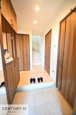 ���� �V���[�Y�C���N���[�N�t���ł��I�V���[�Y�����łȂ��x�r�[�J�[��܂��ݎ��]�ԁA�A�E�g�h�A�p�i���X�b�L���ƕЕt�����܂��I