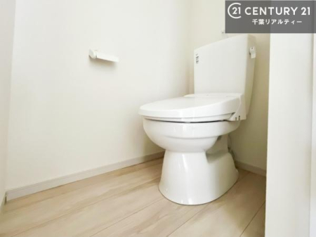 �g�C�� �������֍��ɂ��A�~��͕֍����g�����ł���̂ŗ₽���֍��ɍ��炸�ɍςފ������d�l�ł��I�V���v���ȃJ���[����Ƃ��Ă���̂ŁA������ꂪ���₷���ł��B