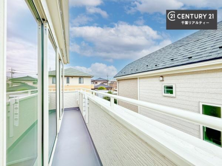 �Z�˂���̒��]�ʐ^ ������������Z��X�ł��I���͂ɂ͍����������Ȃ��A�󂪍L���J����������A�z�������傫���Ղ��邱�Ƃ�����܂���I�C�����̗ǂ������ʂ蔲����X���݂ł��I