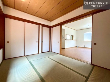 �a�� ���r���O�Ɨאڂ����a���͉Ǝ��̋x�e�X�y�[�X��L�b�Y�X�y�[�X�Ƃ��Ċ��p����̂��悳�����ł��ˁI
�a���̎g�����͖�����I