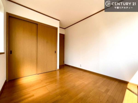 �m�� ���[�X�y�[�X�����Ă��܂��I�������X�b�L�����ڂ��鎖���ł��܂��ˁB
�Ƌ��I�΂Ȃ��V���v���ȃf�U�C���ׁ̈A�Ƌ��I�΂����C�ɓ���̋�ԍ�肪�ł������ł��ˁB