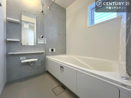 ���� �������������l�̕��͋C�̃o�X���[���́A�����o�Ă��ăo�X�^�C�����[���I
���d���撣���Ă��邲�J���ɂ��D�݂̓����̓����܂����āA�y����ł݂Ă͂������ł��傤���H