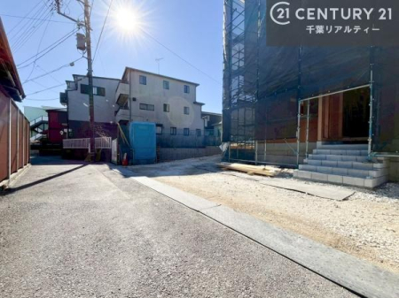 �O�ʓ��H�܂ތ��n�ʐ^ ���ӊ���A���q�l�̂���]�ɍ������������ꏏ�ɂ��ē���v���܂��B�Z��[���A�h�o�C�U�[�ɂ�邲���k������܂��B���Ђ͂��₢���킹�ɑ��Ή����܂��I���҂������܂���I