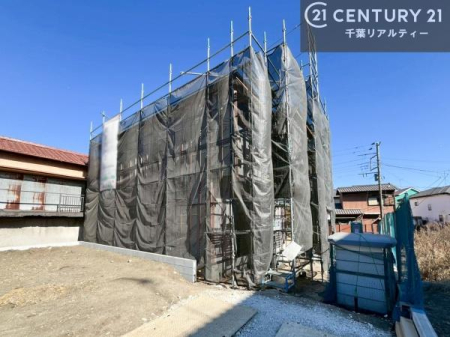 ���̑����n ���݌��z���B������͖��邭�J���I�ȃ��r���O��ŐV�ݔ��̃L�b�`���Ȃǉ��K�ȋ�Ԃ��L����܂��B�����������炱���g�V������炵�h�ւ̊��҂����܂�Z�܂��B�����������Ȃ����z���̗l�q���K���ł��B