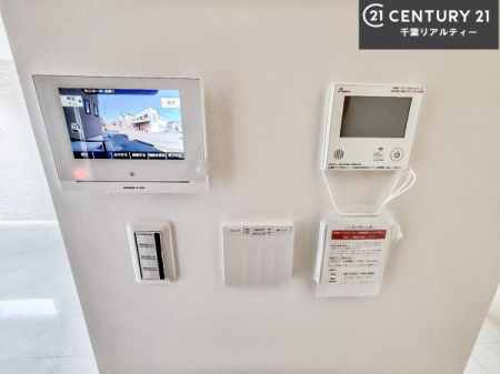 ���̑����� TV���j�^�[�t���C���^�[�z���ł��q�l�̂�����Ԓ��Ȃǂ����S�ł��ˁB