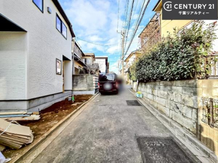 �O�ʓ��H�܂ތ��n�ʐ^ �O�ʓ��H��4���I�z����ǍD�ȗ��n�ł��B
�Ԍɓ��ꂪ���ȕ������S�ł��ˁB