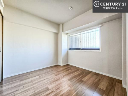 �q������ �|���o�������Ȃ��������́A���q�l�̂������Ƃ��Ă����S�ł��I
���[�X�y�[�X���[�����Ă���̂ŎU�炩�������������T�b�ƕЕt�����܂��I