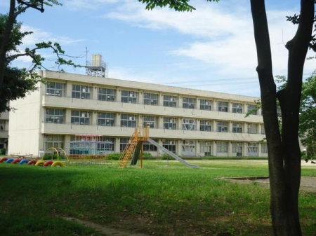 ���ӊ� �y���w�Z�z�s���s�������䏬�w�Z�F489m