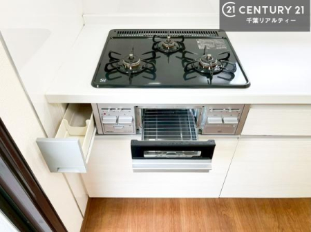 �L�b�`�� �R�����͎O������̂ł������̓����i�s���ł��܂��B
�������O�����t���ł��B�����X�y�[�X���L�X���Ă���׍�Ƃ����₷���I�g�����肪�ǂ��V�X�e���L�b�`���ł��I