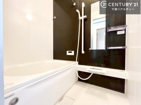 ���� �������������l�̕��͋C�̃o�X���[���́A�����o�Ă��ăo�X�^�C�����[���I
���d���撣���Ă��邲�J���ɂ��D�݂̓����̓����܂����āA�y����ł݂Ă͂������ł��傤���H