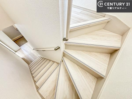 ���̑����� �K�i�͖��邭�萠������Ă��܂��B���q�l�₲�N�z�̕������S���Ă����p�����܂��ˁB