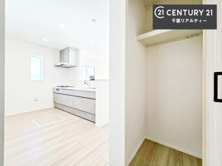 ���[ �L�b�`���ɂ͎��[�X�y�[�X�[���I�H����璲������̎��[�ɁI���o�����֗��I���K�ȍ�Ɠ����I