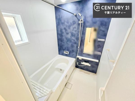 ���� �������������l�̕��͋C�̃o�X���[���́A�����o�Ă��ăo�X�^�C�����[���I
���d���撣���Ă��邲�J���ɂ��D�݂̓����̓����܂����āA�y����ł݂Ă͂������ł��傤���H