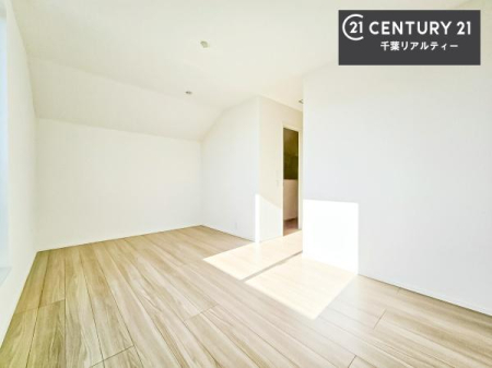 �m�� �V���v���Ƀf�U�C������Ă��邽�߁A�Ƌ��I�т܂���I
���C�ɓ���̉Ƌ��u���Ă��낰���Ԃ���邱�Ƃ��ł��܂��B