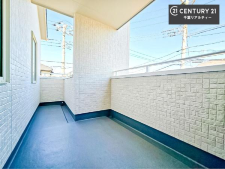 �o���R�j�[ �C���i�[�o���R�j�[�I�������t���Ă���̂ŁA�}�ɉJ���~���Ă��G��ɂ������S�I�������������J�b�g���Ă����̂ŁA���V�C�̗ǂ����́A���O�֏o�Đ[�ċz����̂��悳�����ł��I