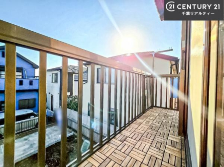 �o���R�j�[ �z������ǍD�ȃo���R�j�[�ł��I���ꂽ���ɂ͐�������n����J���I�Ȏ��Ԃ��y���߂܂��B