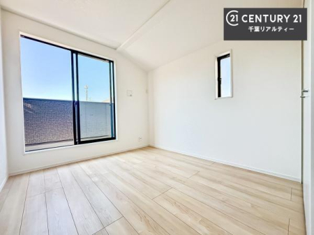 �Q�� �o���R�j�[�ɖʂ��Ă���m���ł��B���邭�����肪����A���C����������ł��܂��I���N���āA�O�ɏo�Ĕw�L�т����[�ċz�����ǂ������}������邱�Ƃ��ł��܂��B