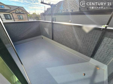 �o���R�j�[ �z�����ӂ�������o���R�j�[�́A�L�X�Ƃ��Ă���A���󕨂������悭���������łȂ��A�A������Ă���A�Ǐ���e�B�[�^�C�����y���ތe���̏�Ƃ��Ă��������߂ł��B