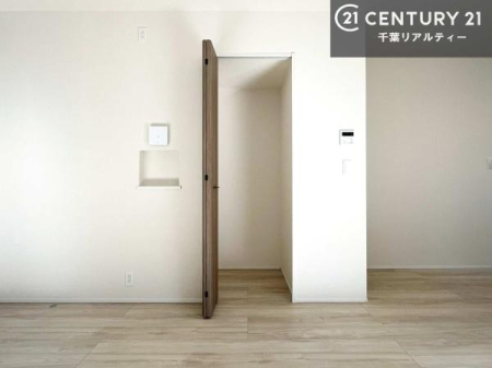 ���[ ���r���O�Ɏ��[�����邩��A�U�炩�肪���ȏ�������ʒu�ցB�S�n�悢��炵���x���܂��B