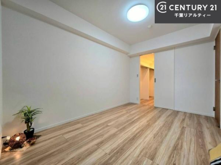 �q������ �D���������������ނ������́A���̖ڊo�߂��C�������ǂ������ł��ˁB���������Ԃ��������Ɖ߂������Ƃ��ł��܂��B�D�����F�����̃t���[�����O���ǂ�ȉƋ�ɂ��}�b�`���܂��I