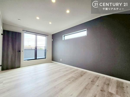�Q�� �o���R�j�[�ɖʂ��Ă���m���ł��B���邭�����肪����A���C����������ł��܂��I���N���āA�O�ɏo�Ĕw�L�т����[�ċz�����ǂ������}������邱�Ƃ��ł��܂��B