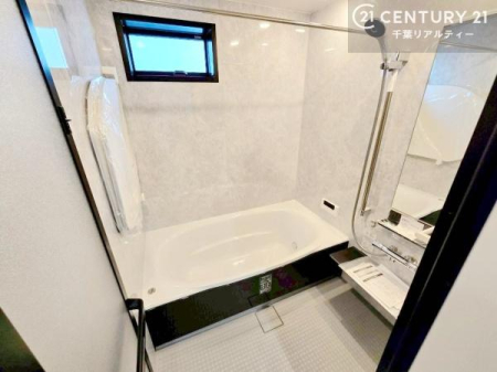 ���� 1���̔�����������Ɩ����Ă���闁���ł��B
�������̑f�G�ȃ����N�[�[�V�����ꏊ�ł��I