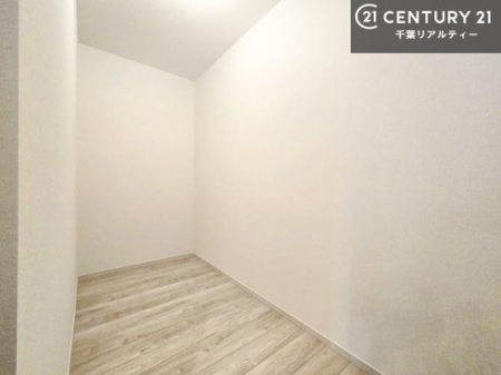 ���[ �����Ղ�̎��[�X�y�[�X�ŁA��炵���������萮���Z�܂��B�Ƒ��̉ו������ꂢ�ɕЕt���A���������K�ɉ߂����܂��B