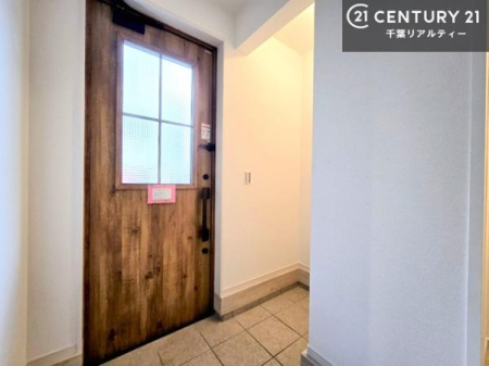 ���� ���֎��[���[�����Ă���̂ŁA���֎��肪�X�b�L���Еt�����q���ɌC�̒u����ɍ���܂���I