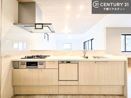 �L�b�`�� ���[�X�y�[�X���L�x�ŁA�����X�y�[�X���X�b�L���ƕЕt���Ђ�`�����p�ł��܂��I
���K�ɍ�Ƃ��ł��܂��I�����̗���������܂��I