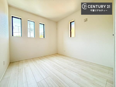 �q������ �|���o�������Ȃ��������́A���q�l�̂������Ƃ��Ă����S�ł��I
���[�X�y�[�X���[�����Ă���̂ŎU�炩�������������T�b�ƕЕt�����܂��I