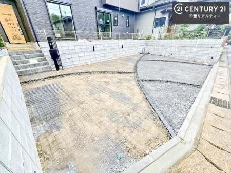 ���ԏ� �u���̕����C�ɂȂ�I�v�u�������Ăǂ�ȏ��H�v�u�����Əڂ����m�肽���I�v�Ǝv������A���C�y�ɂ����k���������B