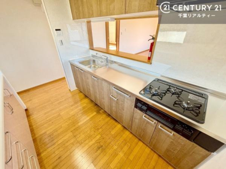 �L�b�`�� ��Ƃ����₷���V�X�e���L�b�`���ł��I���[����������t���Ă���̂ŁA�����X�y�[�X�ɕ���u���Ȃ��čςނ̂ŁA�L�X�g���āA���K�ɍ�Ƃ��ł��܂��I