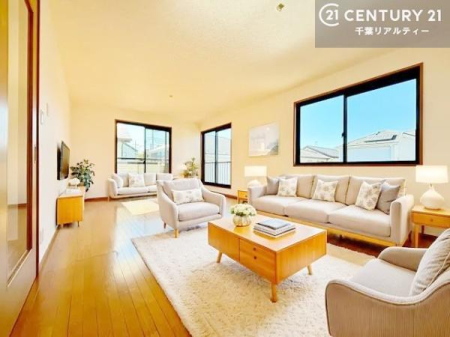 ���r���O �Ƌ��CG�p�[�X�ł��B�L�X�_�C�j���O�X�y�[�X�I������肨�H���B�΂��������y�������Ԃ��߂����܂��B���X�̔���������܂��I