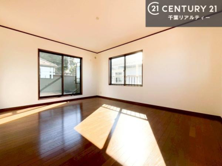 �Q�� �o���R�j�[�ɖʂ��Ă���m���ł��B���邭�����肪����A���C����������ł��܂��I���N���āA�O�ɏo�Ĕw�L�т����[�ċz�����ǂ������}������邱�Ƃ��ł��܂��B