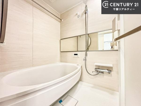 ���� �������������l�̕��͋C�̃o�X���[���́A�����o�Ă��ăo�X�^�C�����[���I
���d���撣���Ă��邲�J���ɂ��D�݂̓����̓����܂����āA�y����ł݂Ă͂������ł��傤���H