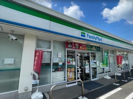 ���ӊ� �y�R���r�j�z�t�@�~���[�}�[�g��t�����݂��u�㒚�ړX�F776m