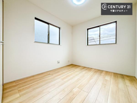 �m�� ���邢�����́A���ʂ����ǂ��A���邭��ϋ��S�n�̗ǂ���ԂƂȂ��Ă���܂��B�����b�N�X���ĉ߂�����S�n�̗ǂ��������ł��I���̖ڊo�߂��X�b�L�����܂��ˁI