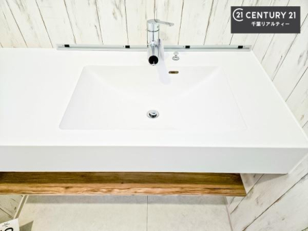 ���ʑ�E���ʏ� �[�����ʑ�{�E���́A�������˂ɂ����̂ł�����ꂪ�y�X�I���������ۂĂ܂��I
�L���C�Ȑ��ʏ��Ŏ��������̃��`�x�[�V�������オ��܂��ˁI