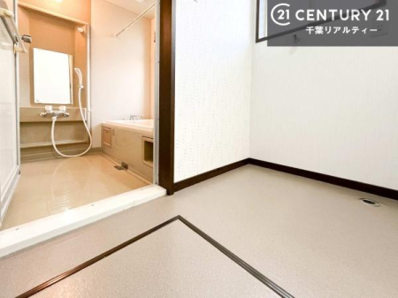 ���ʑ�E���ʏ� �g�Ȃ�𐮂�����ʏ��́A���������厖�ł��I������̐������̂��镵�͋C�����o�I�C�����悭���g�����������܂��B