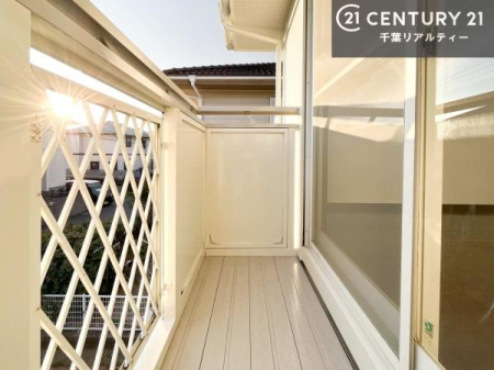 �o���R�j�[ �z������̗ǂ��o���R�j�[�ŁA�����󕨂��悭���������ł��ˁI
���V�C�̗ǂ����ɂ̓o���R�j�[�֏o�ă��t���b�V������̂��C�����悳�����ł��B