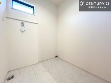 ���ʑ�E���ʏ� ���ʏ��ƒE�ߏ������ꂼ��Ɨ����Ă��܂��B���̂��߂��Ƒ����������ł����S���Đ��ʏ��𗘗p�ł��܂��B