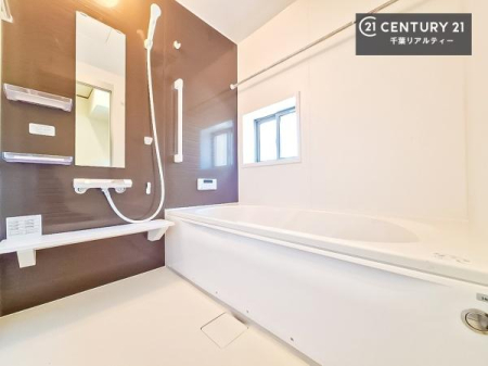 ���d�l�ʐ^(�����j �y���d�l�z�L�X�o�X�ň���̔������t���b�V���B�����L�΂���̂ŁA�����ɂ��������ƐZ����܂��ˁI�����̃o�X�^�C�����y���݂ɂȂ�܂��B